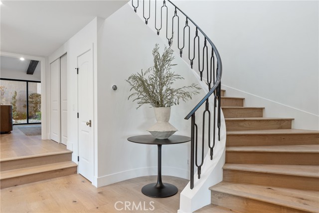 Detail Gallery Image 33 of 61 For 3250 Coldwater Canyon Ave, Studio City,  CA 91604 - 4 Beds | 4 Baths