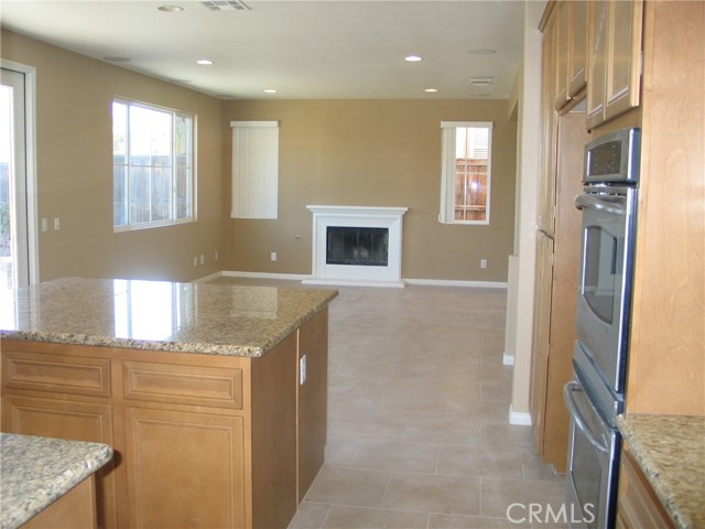 27720 Elderberry Street, Murrieta CA: https://media.crmls.org/medias/b7c44c09-594b-4d6c-9357-4cbcc0b33c12.jpg