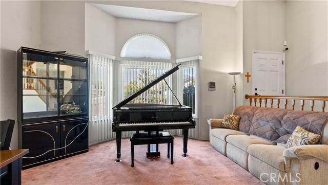 Detail Gallery Image 4 of 33 For 10847 Spyglass Dr, Rancho Cucamonga,  CA 91730 - 4 Beds | 3 Baths