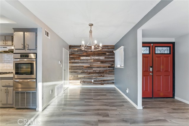 Detail Gallery Image 3 of 28 For 3149 Florinda St, Pomona,  CA 91767 - 4 Beds | 2 Baths