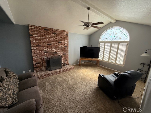 19534 Kiningham Drive, Bloomington CA: https://media.crmls.org/medias/b7c4ef61-4aa5-4a99-873c-d87c7c8064be.jpg