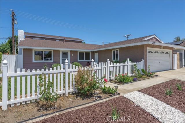 6281 Balmoral Dr, Huntington Beach, CA 92647