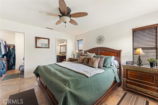 Detail Gallery Image 14 of 26 For 40466 Lockhart Ln, Hemet,  CA 92544 - 3 Beds | 2 Baths