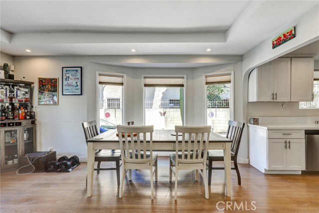 Detail Gallery Image 14 of 61 For 1626 E 6th, Long Beach,  CA 90802 - 3 Beds | 2 Baths