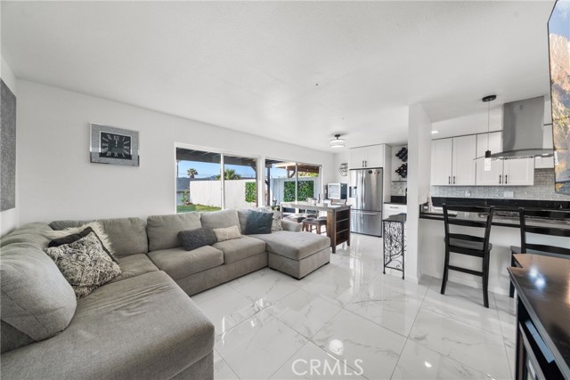 8804 Terrarama Avenue, Spring Valley CA: https://media.crmls.org/medias/b7c79351-82e4-4183-880c-c4621c8bac9c.jpg