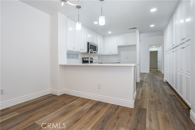 Detail Gallery Image 14 of 31 For 9815 Cabbage Rose, Bakersfield,  CA 93311 - 2 Beds | 2 Baths