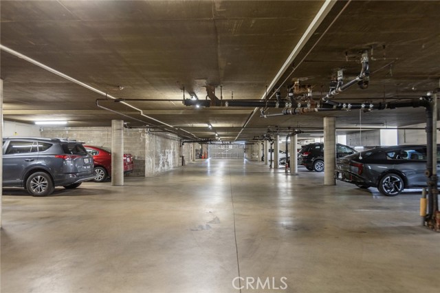 3695 Linden Avenue, Long Beach CA: https://media.crmls.org/medias/b7c810e0-1c3b-47ff-a7d8-86fc5839a94a.jpg