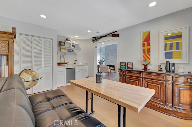 19325 Peachtree Lane, Huntington Beach CA: https://media.crmls.org/medias/b7c86465-6798-46c5-a083-fe0cdedf46bb.jpg