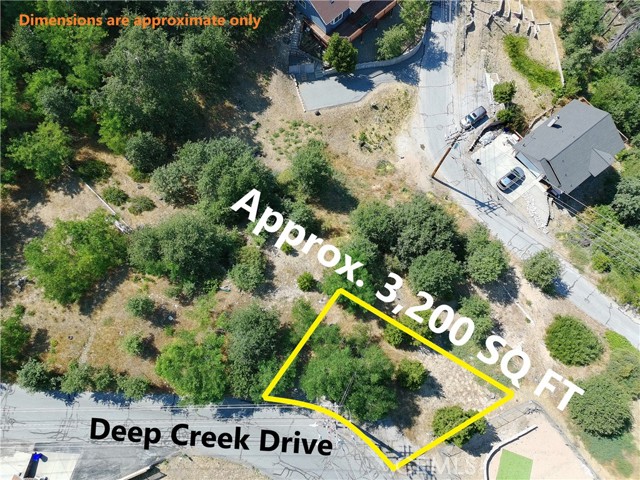 Detail Gallery Image 4 of 17 For 2344 Deep Creek Dr, Running Springs,  CA 92382 - – Beds | – Baths