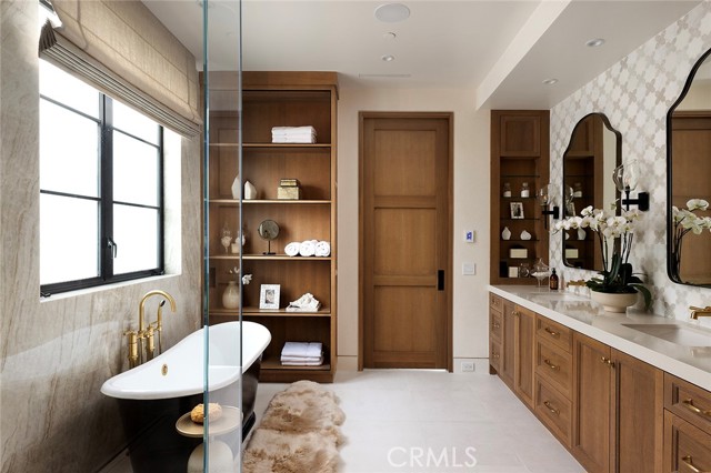 Detail Gallery Image 30 of 47 For 615 Lido Park Dr, Newport Beach,  CA 92663 - 4 Beds | 4/1 Baths