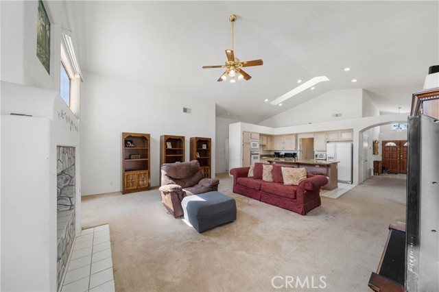 Detail Gallery Image 6 of 31 For 24395 Silver Bullet Way, Murrieta,  CA 92562 - 4 Beds | 2/1 Baths