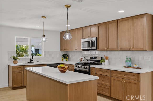 1717 Saint James Place, Placentia CA: https://media.crmls.org/medias/b7cb9f42-a983-40c6-9e70-3ef425ca0b87.jpg