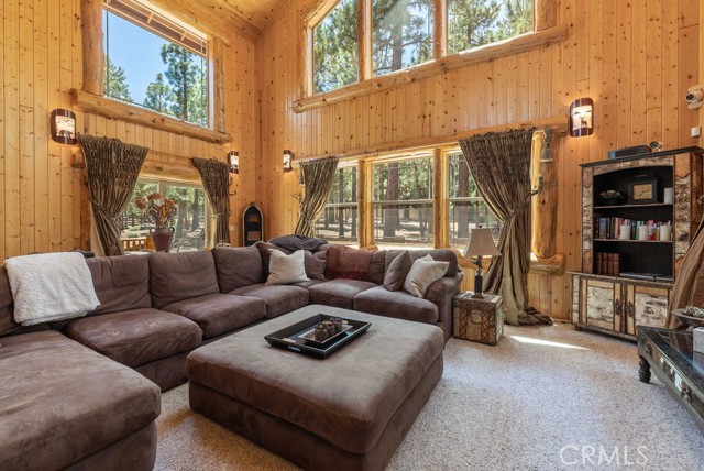 625 Cedar Glen Drive, Big Bear City CA: https://media.crmls.org/medias/b7cc5042-66c8-4d96-aeb1-2e24d0a5df04.jpg