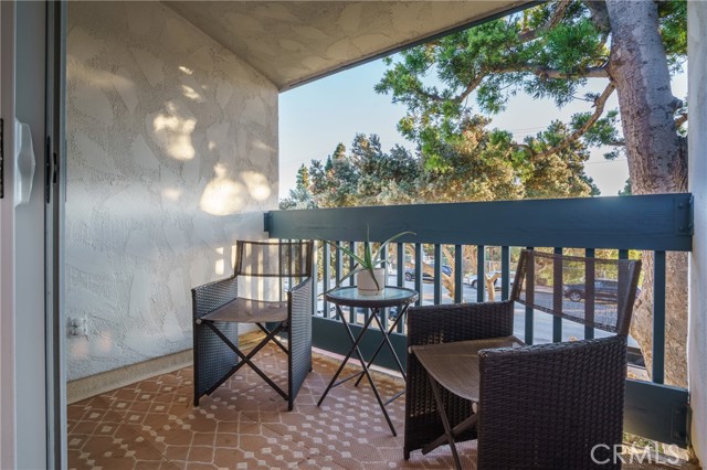 904 Camino Real, Redondo Beach CA: https://media.crmls.org/medias/b7cc6439-36da-4bdd-9bff-d1668d3abc43.jpg