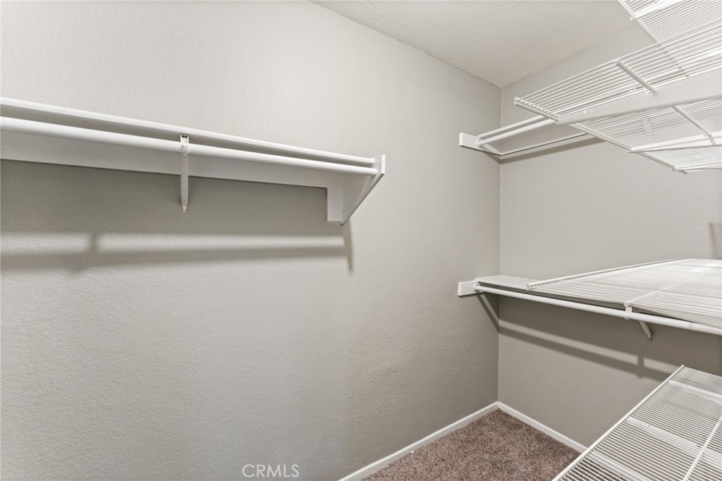 https://media.crmls.org/medias/b7cc85db-9477-4971-91db-5b4b0fe2ccf8.jpg?preset=X-Large