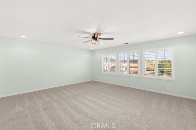 Detail Gallery Image 14 of 35 For 1067 Gold Finch, Beaumont,  CA 92223 - 6 Beds | 3 Baths