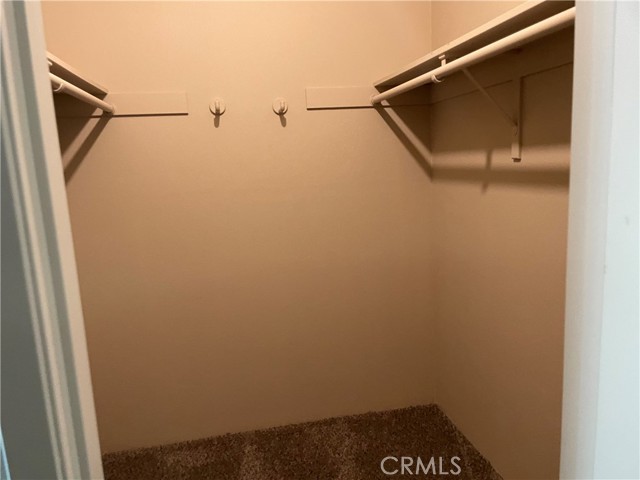 Detail Gallery Image 13 of 19 For 2538 N Thorne, Fresno,  CA 93704 - 5 Beds | 3 Baths