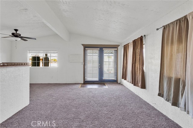 Detail Gallery Image 8 of 27 For 16473 Green Tree Bld, Victorville,  CA 92395 - 2 Beds | 2 Baths