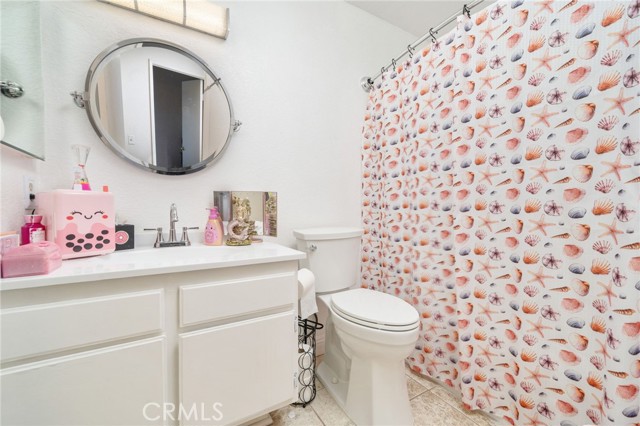 2341 N Palm Avenue, Rialto CA: https://media.crmls.org/medias/b7ce1889-e966-440b-85bf-68e50c6c8989.jpg