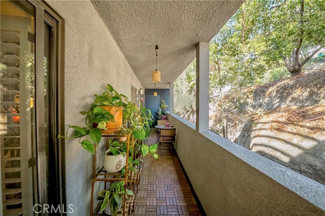 Detail Gallery Image 27 of 51 For 1940 N Highland Ave #66,  Los Angeles,  CA 90068 - 2 Beds | 2 Baths