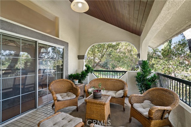 1333 Cambridge Drive photo 2