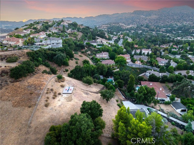 9425 Gierson Avenue, Chatsworth CA: https://media.crmls.org/medias/b7cf976f-ad8d-490e-b53a-d12d79ffb350.jpg