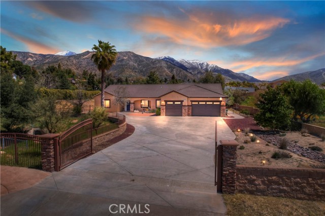Detail Gallery Image 1 of 50 For 10315 Fremont St, Yucaipa,  CA 92399 - 4 Beds | 3/1 Baths