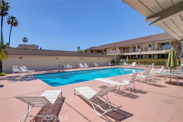 Detail Gallery Image 26 of 28 For 22931 Nadine Cir a,  Torrance,  CA 90505 - 2 Beds | 1/1 Baths