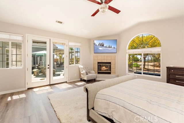 Image 21 of 53 For 10946 Deer Valley Road