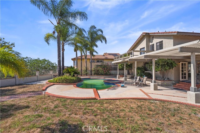 20905 Running Branch Road, Diamond Bar CA: https://media.crmls.org/medias/b7d12e8b-299b-45c3-8211-39e9442a59b0.jpg