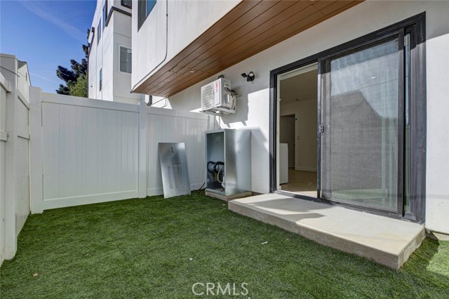 Detail Gallery Image 14 of 16 For 5654 1/2 Cartwright, North Hollywood,  CA 91601 - 1 Beds | 1 Baths