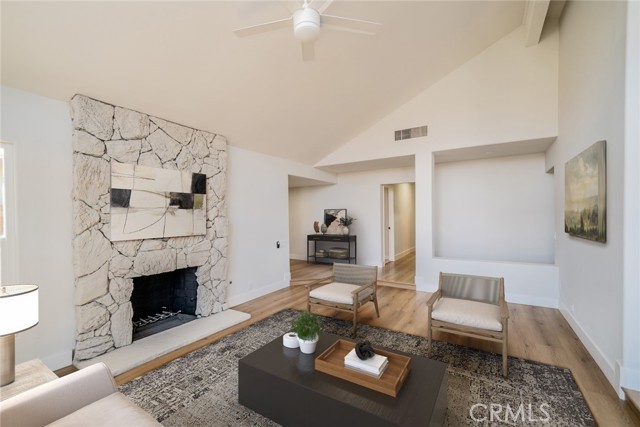 Detail Gallery Image 3 of 26 For 40033 Sagewood Dr, Palm Desert,  CA 92260 - 4 Beds | 2 Baths