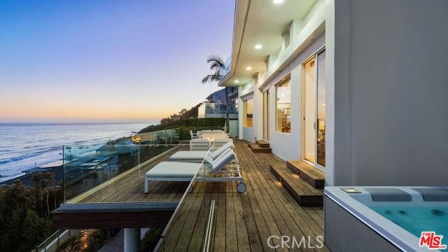 Detail Gallery Image 55 of 69 For 31654 Broad Beach Rd, Malibu,  CA 90265 - 4 Beds | 3/1 Baths