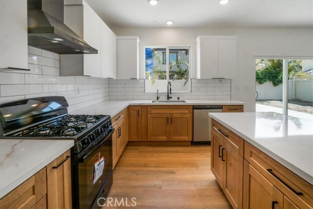 Detail Gallery Image 9 of 59 For 11086 Green Meadows Ln, Jurupa Valley,  CA 91752 - 4 Beds | 2/1 Baths