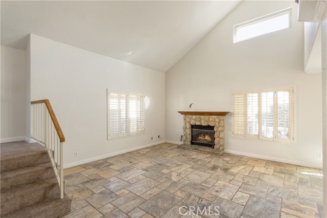 Detail Gallery Image 5 of 25 For 37515 Vineyard Knoll Dr, Murrieta,  CA 92562 - 3 Beds | 2/1 Baths