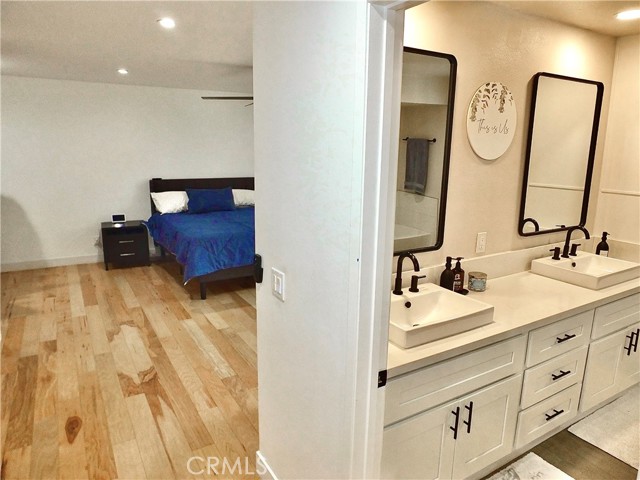 Detail Gallery Image 13 of 23 For 1923 Molino Ave #204,  Signal Hill,  CA 90755 - 2 Beds | 2 Baths