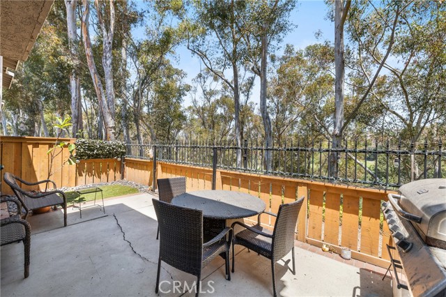 Detail Gallery Image 11 of 32 For 6577 E Camino #5,  Anaheim,  CA 92807 - 3 Beds | 2/1 Baths