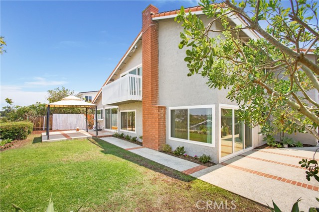 2220 Port Aberdeen Place, Newport Beach CA: https://media.crmls.org/medias/b7d627a3-acf4-49ee-8ad9-8bb3314e6d8a.jpg