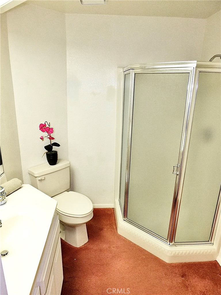 https://media.crmls.org/medias/b7d69871-71cd-4fcf-bdfe-a8cb9e5d74f8.jpg?preset=X-Large