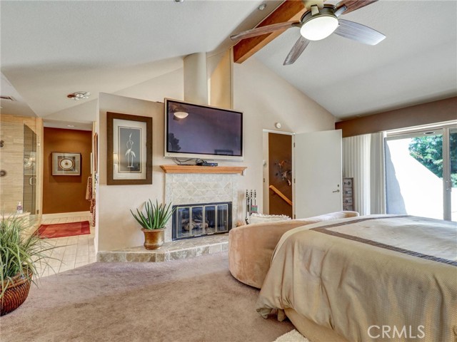 208 Kavenish S Drive, Rancho Mirage CA: https://media.crmls.org/medias/b7d6a0b4-122f-43c9-855c-f783559ec747.jpg