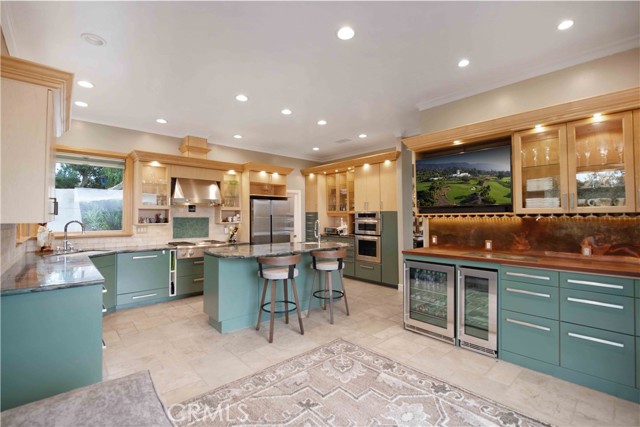 1525 Ramona Drive, Camarillo CA: https://media.crmls.org/medias/b7d7cc5b-93b4-4f32-924b-d7be77d512b9.jpg