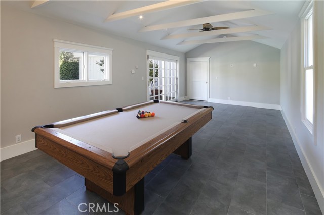 Detail Gallery Image 5 of 12 For 418 Santa Ana Ave, Newport Beach,  CA 92663 - 6 Beds | 5 Baths