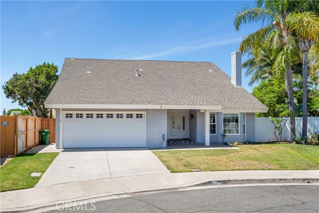 7 Hancock, Irvine CA: https://media.crmls.org/medias/b7d85073-1d24-46e5-beda-ab98351dc11e.jpg