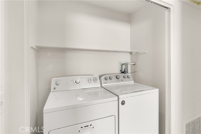 Detail Gallery Image 7 of 38 For 21242 Bristlecone, Mission Viejo,  CA 92692 - 4 Beds | 3 Baths