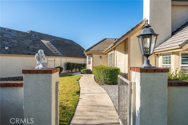 Detail Gallery Image 3 of 40 For 2193 Lorraine, Upland,  CA 91784 - 3 Beds | 2 Baths