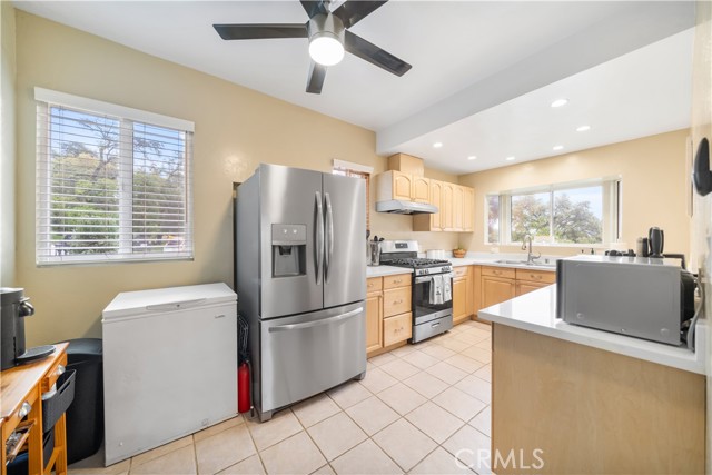Detail Gallery Image 9 of 22 For 31750 S Grade Rd, Pauma Valley,  CA 92061 - 3 Beds | 2 Baths