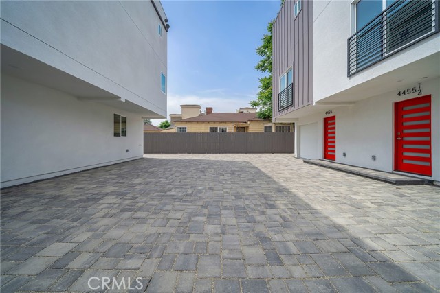 Detail Gallery Image 31 of 67 For 4453 Colfax Ave, Studio City,  CA 91602 - – Beds | – Baths