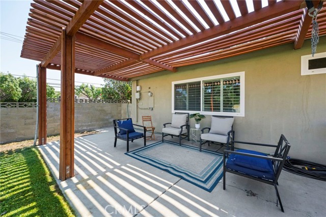 Detail Gallery Image 38 of 44 For 1704 Mulberry Ave, Upland,  CA 91784 - 4 Beds | 2 Baths