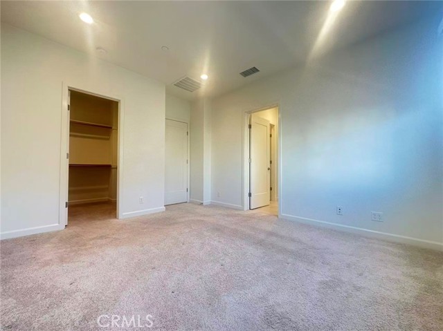 Detail Gallery Image 5 of 16 For 182 Augustine, Irvine,  CA 92618 - 4 Beds | 3/1 Baths