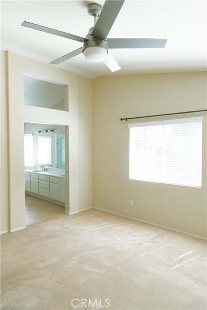 Image 20 of 37 For 852 Saint James Drive